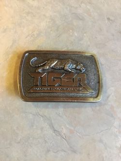 TIGER Machinery Company Inc. belt buckle in like new condition. 3.5 x 2 inches