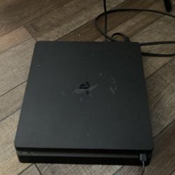 Ps4 WITH controller