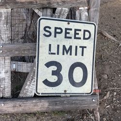 Speed Limit 30 Sign 