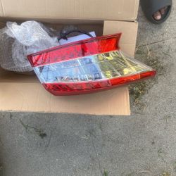 Nissian Ultima Break Light