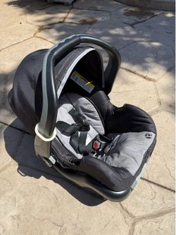 Baby Trend Infant Car Seat