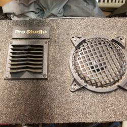 Small Speaker Box
