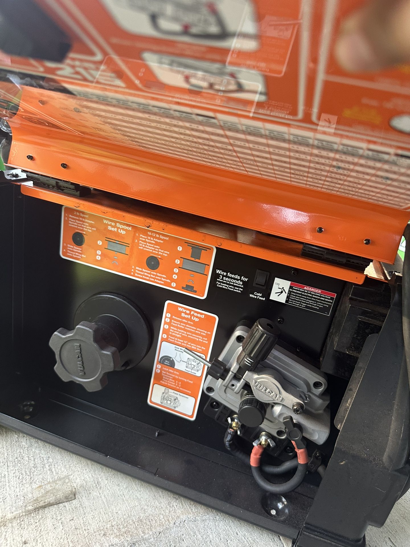 VULCAN MIGMax 215 Industrial Welder with 120/240V Input for Sale in San