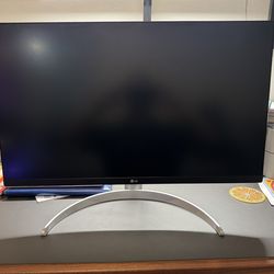 LG 27” Ultrafine 4K UHD Monitor