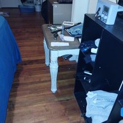 (Two)  END TABLES :match Coffee Table