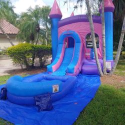 Bouncehouse With Detachable Pool - Used