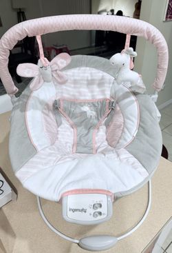 BABY BOUNCER, With Vibrations And Music