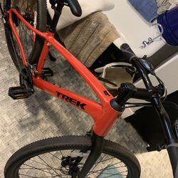Trek Pro  Dual Sport Bicycle *Brand New”