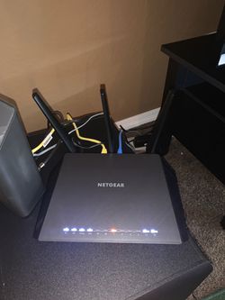 Netgear Nighthawk Ac1900 comes with cat5e Ethernet cable