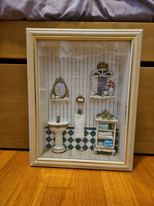 Vintage Diorama Victorian Bath Room Miniature Dollhouse Furniture Shadow Box