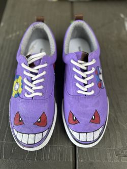Men’s hand painted size 8