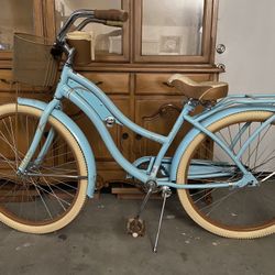 Huffy Nel Lusso Women s Cruiser Bike Sky Blue 26 inch for Sale in
