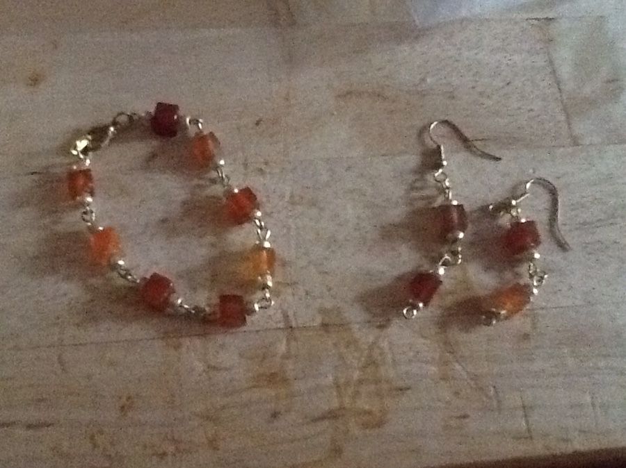 Earring/ bracelet set