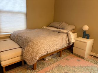 Full Size Bed: Mattress, Frame & Tempurpedic Mattress Topper
