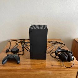 Microsoft Xbox Series X 1TB SSD Home Console - Black