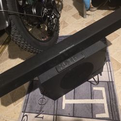 Roku Soundbar With Sub Woofer 