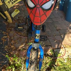 Spider Man Kids Bike With Training Wheels 