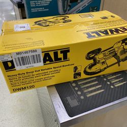 Brand New Dewalt DWM120  Heavy Duty Deep Cut Variable Speed Bandsaw 