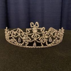 Swarovski Crystal Tiara For Wedding/Quinceanera 