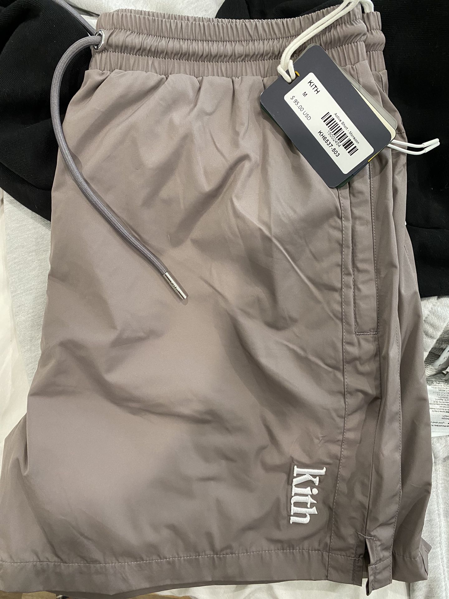 Kith Jordan Mesh Shorts Nylon for Sale in Santa Fe Springs CA