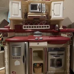 Kid’s Kitchen Set