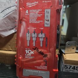 Milwaukee
Carbide Hole Cutter Kit (4-Piece)