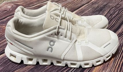 On Running Cloud Running Shoe 6 All White Mens 9.5 