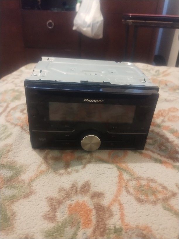 Pioneer FH-X730BT Bluetooth CD iPhone Android Pandora MP3 AM FM USB Aux
