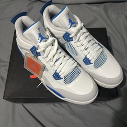 Jordan 4 Retro 