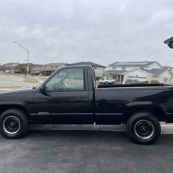 1995 Chevrolet C1500 Silverado 5-Speed