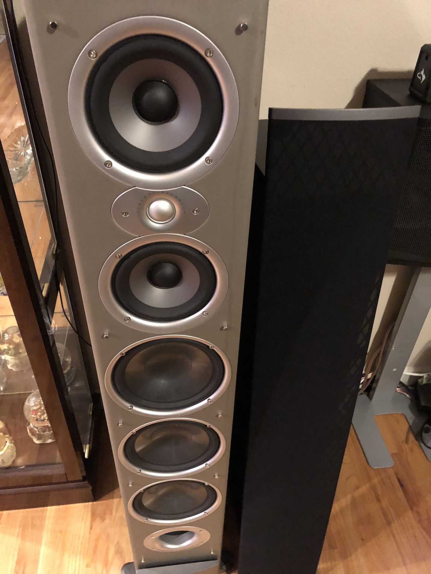 Polk audio rti12 pair $300