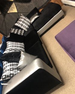 Black & Silver Velvet Sectional w/ Accent Pillows
