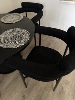 Dinner table W chair