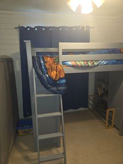 Kids bedroom set