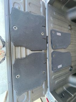 2019+ Jeep Wrangler Mats