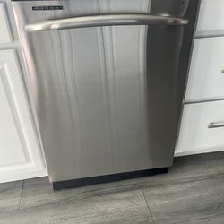 GE Profile Dishwasher 