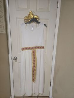 New open box Egyptian costume XL ( Reseda Ca)
