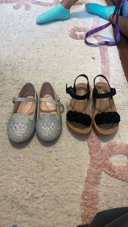 Girls sandals