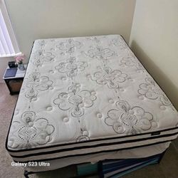 Ashley Hybrid Mattress + zinus metal frame