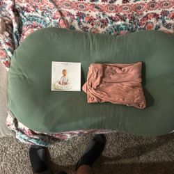 Infant Snuggle Me