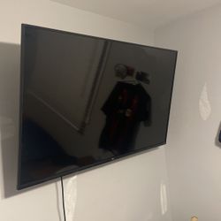 TCL Roku 55” 