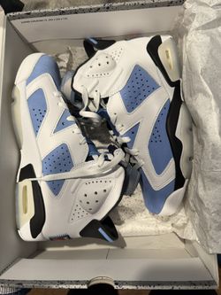 Jordan 6 UNC Home