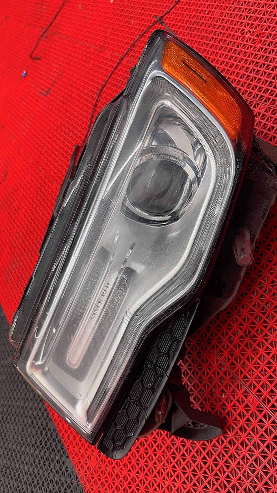 jeep grand cherokee headlights