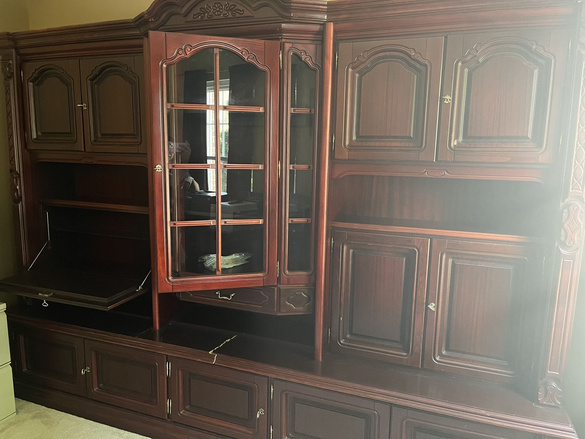 FREE Large Wood German Schrank Shrunk Cabinet Wall Unit