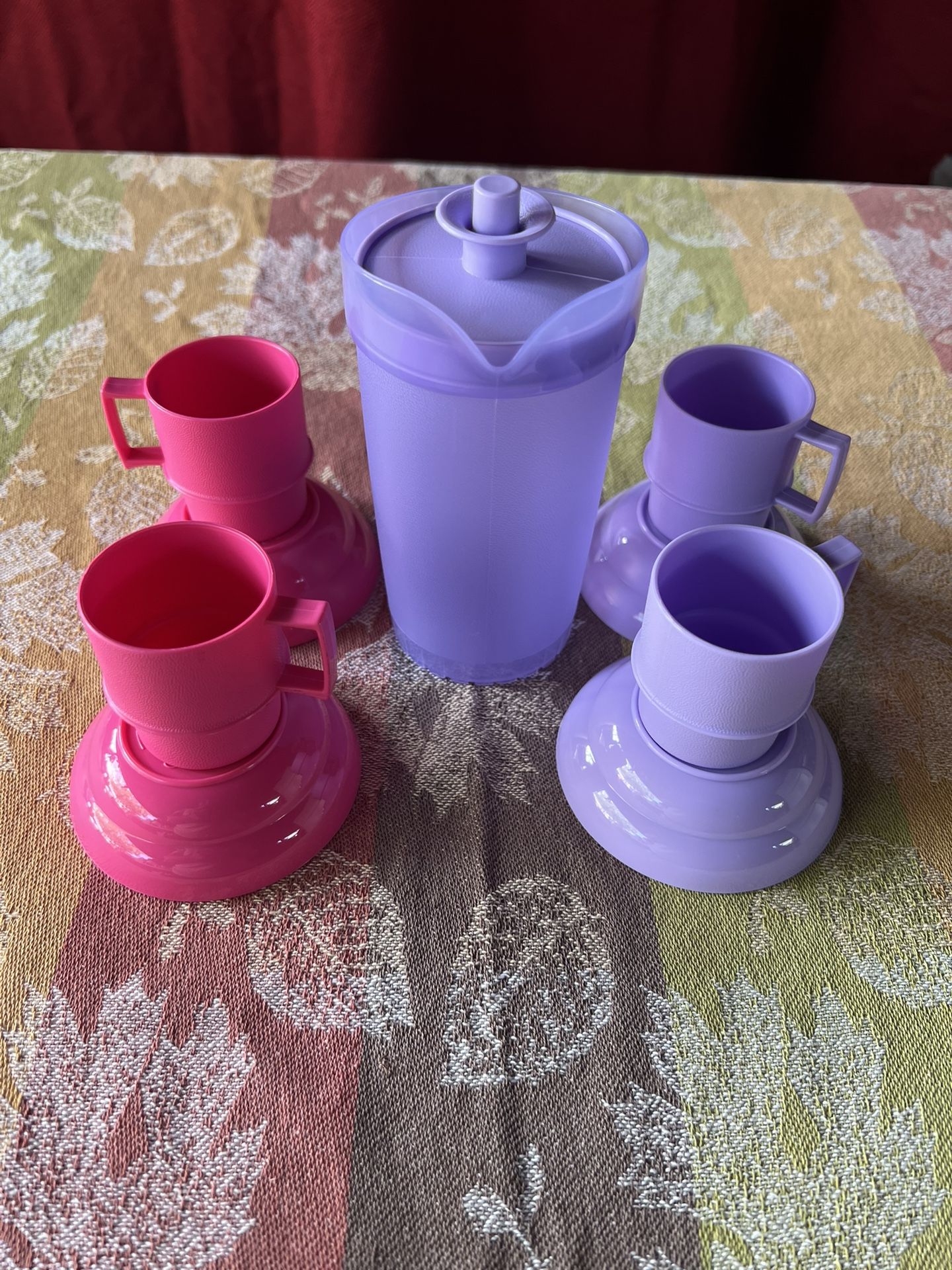 Tupperware 