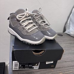 Jordan 11s 