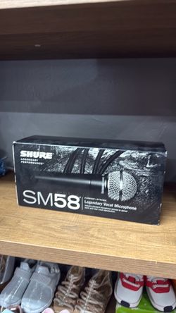 Shure SM58 Dynamic Vocal Microphone