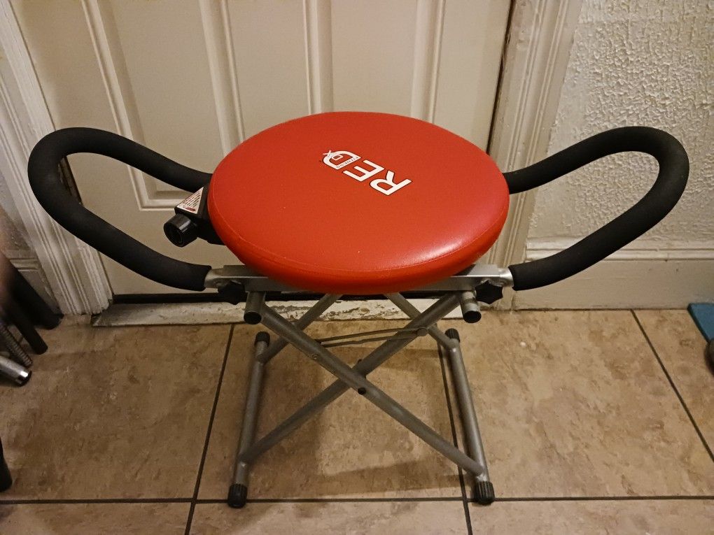 Máquina para abdominales y la cintura