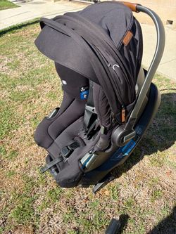 Nuna Infant Car Seat with Base up to 30 lbs