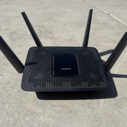 Linksys MR8300 Mesh Wi-Fi Router